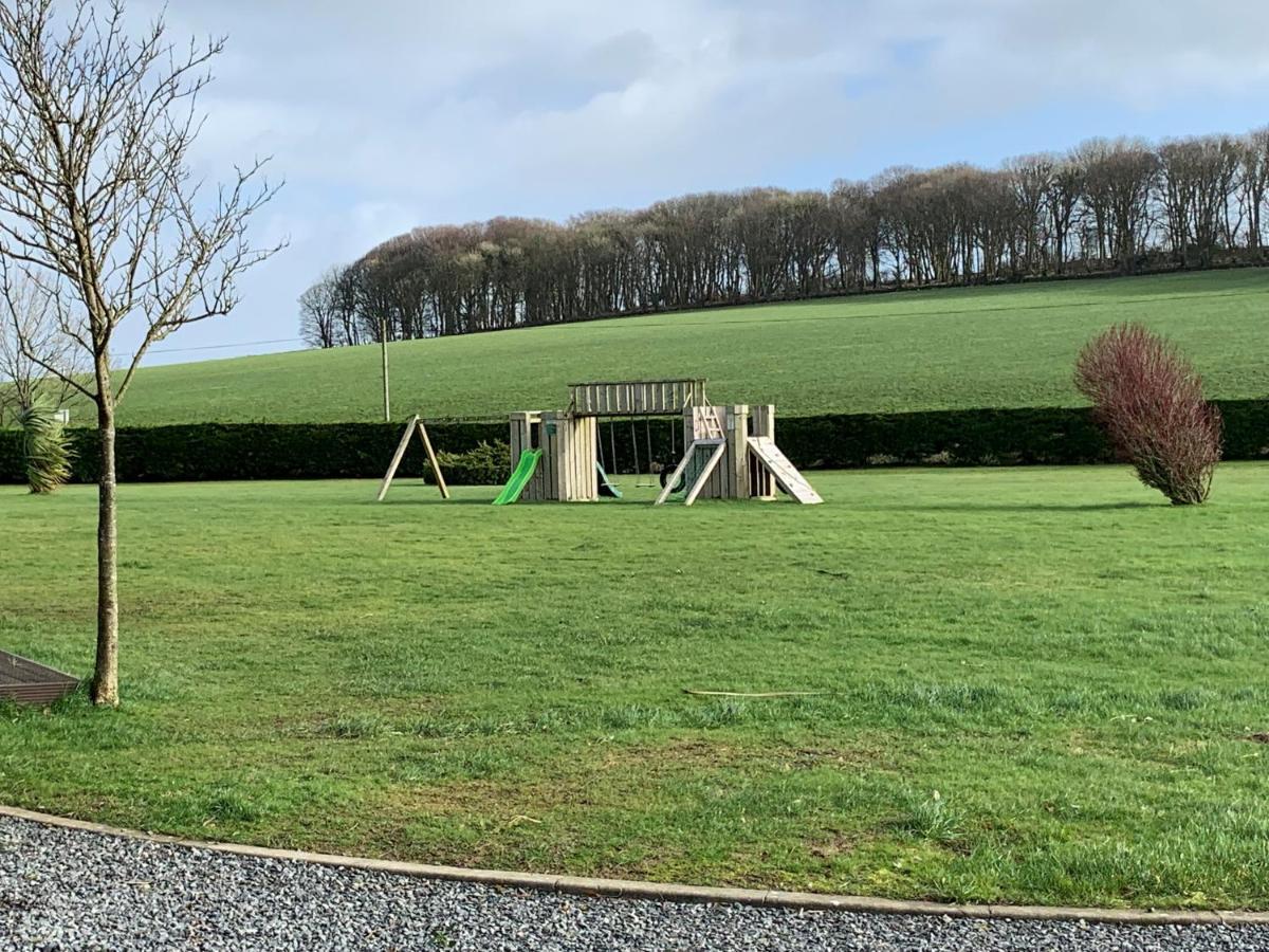 Lovely Static Holiday Caravan Near Whithorn Екстер'єр фото