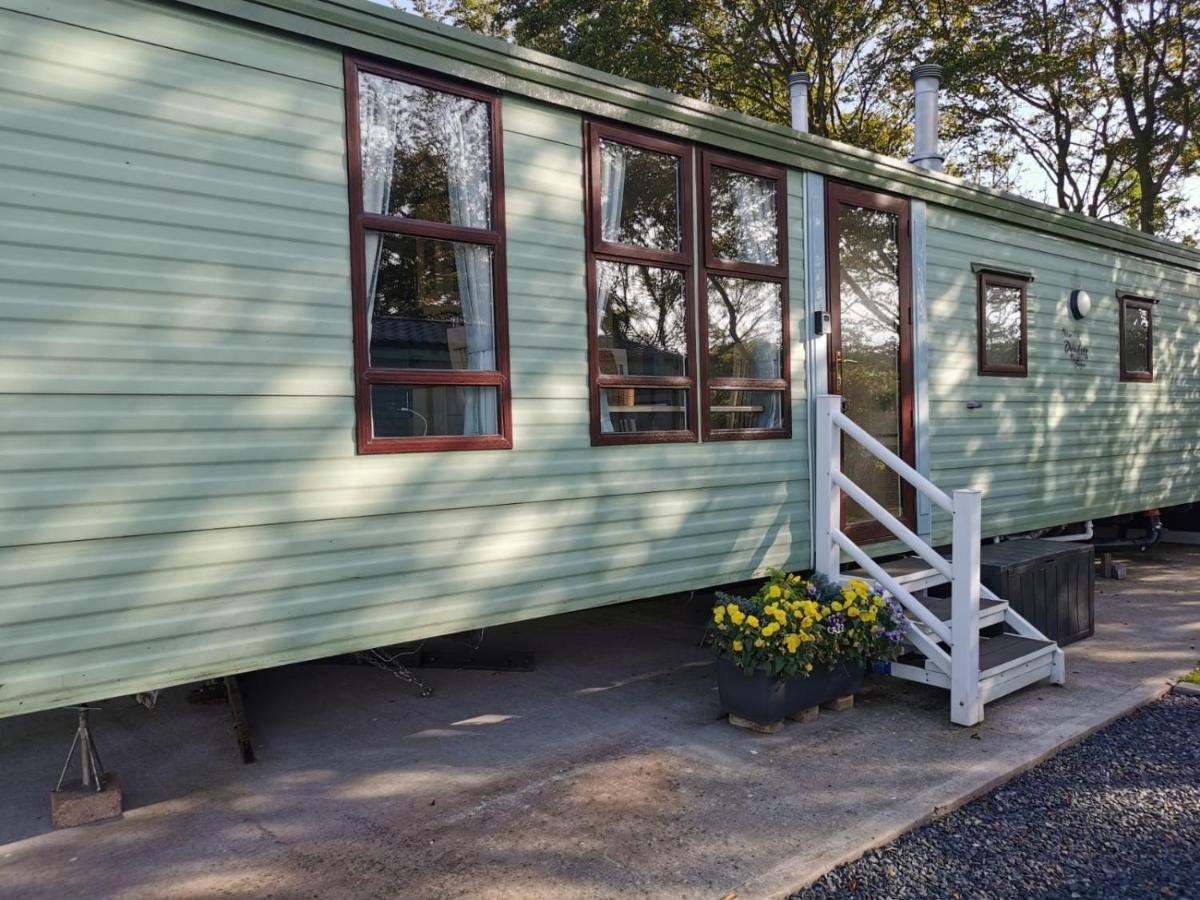 Lovely Static Holiday Caravan Near Whithorn Екстер'єр фото